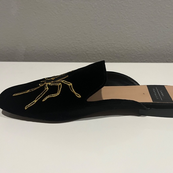 Black and Gold Spider Slippers/ Mules Trafaluc - Picture 5 of 14